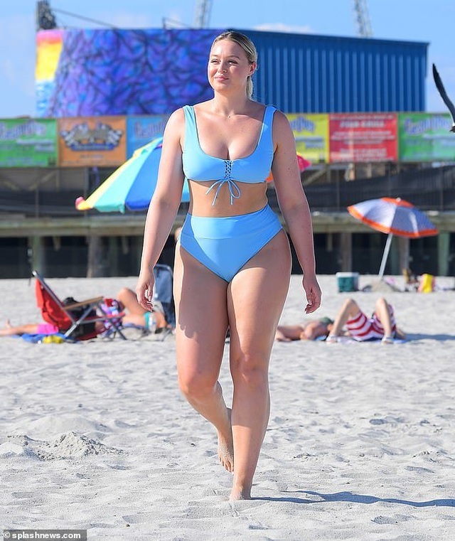 Iskra Lawrence: Vóc dáng đầy đặn vẫn đẹp quyến rũ - 9 Iskra Lawrence: Vóc dáng đầy đặn vẫn đẹp quyến rũ - 9