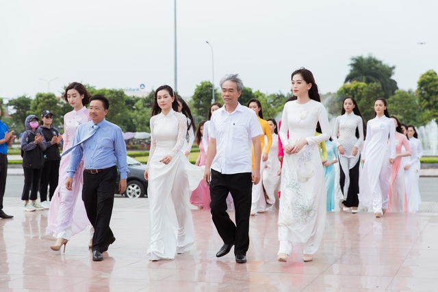 Hoa hậu Đỗ Mỹ Linh cùng dàn người đẹp Miss World Vietnam hội tụ ở xứ nhãn - 1