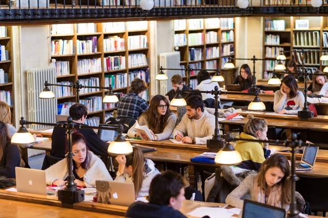 Tích lũy bằng thạc sĩ tin học của Pháp ngay tại Việt Nam - 1 Tích lũy bằng thạc sĩ tin học của Pháp ngay tại Việt Nam - 1