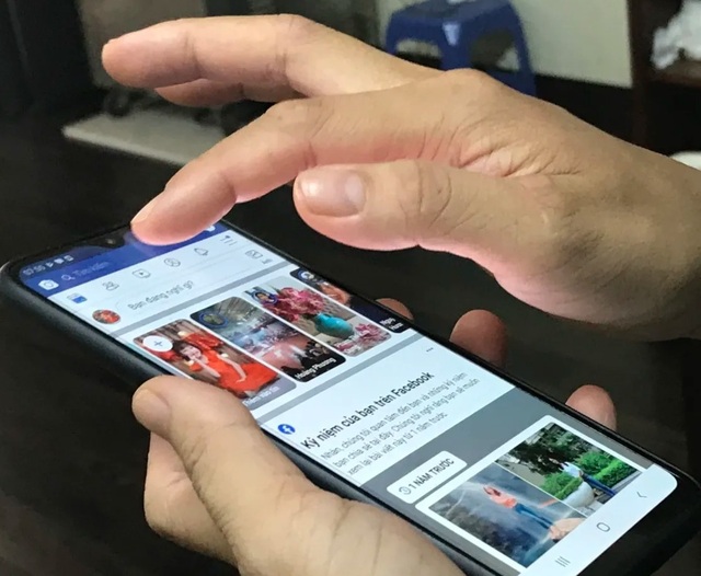 Chuyện nhóm sinh viên bị vị đạo diễn mắng hãy làm nghề đàng hoàng hoặc cố kiếm đại gia - 3 Chuyện nhóm sinh viên bị vị đạo diễn mắng hãy làm nghề đàng hoàng hoặc cố kiếm đại gia - 3
