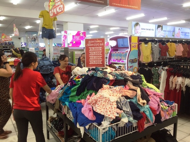 Doanh nghiệp may mặc vẫn có thể phá sản vì phụ thuộc vào Big C? - 1 Doanh nghiệp may mặc vẫn có thể phá sản vì phụ thuộc vào Big C? - 1