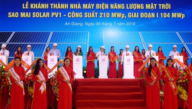 Khánh thành nhà máy năng lượng mặt trời 210 MWp vùng biên giới Tây Nam - 3 Khánh thành nhà máy năng lượng mặt trời 210 MWp vùng biên giới Tây Nam - 3