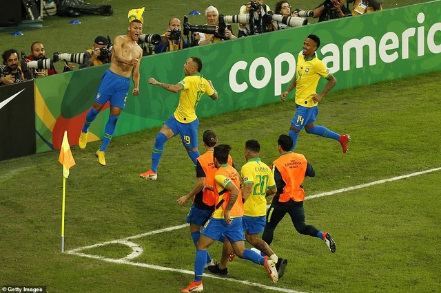 Những khoảnh khắc Brazil hạ Peru để vô địch Copa America 2019 - Ảnh minh hoạ 13