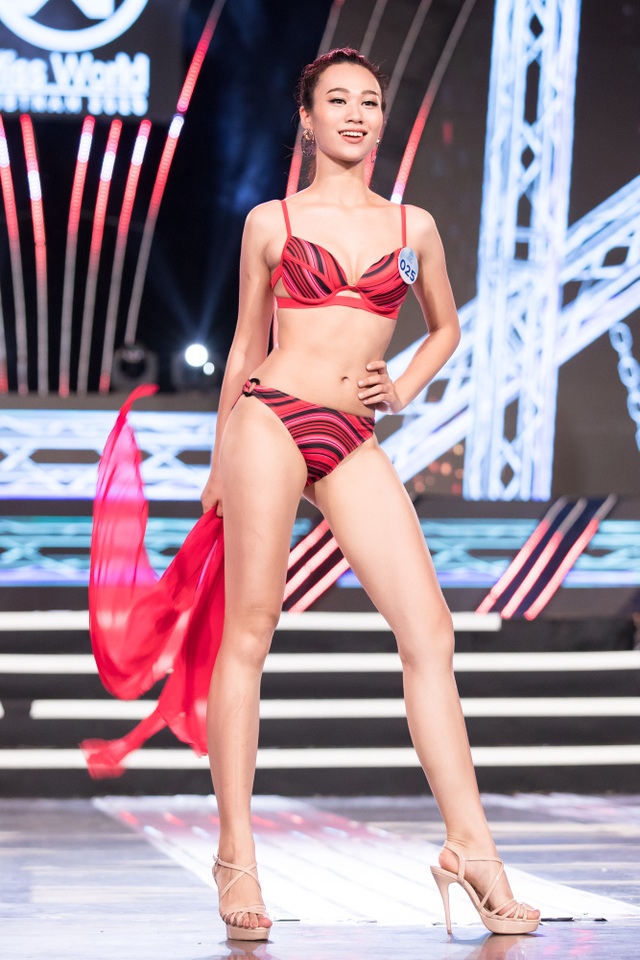 “Mướt mắt” trước màn trình diễn bikini của 20 người đẹp Miss World Việt Nam 2019 - 12 “Mướt mắt” trước màn trình diễn bikini của 20 người đẹp Miss World Việt Nam 2019 - 12