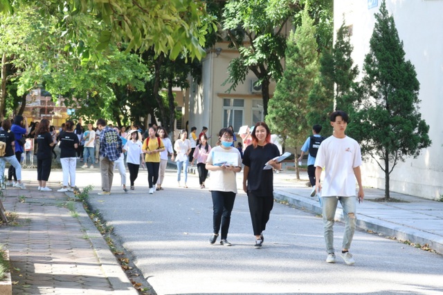 Thói vô cảm trong xã hội hiện đại vào đề thi Năng khiếu Báo chí 2019 - 3 Thói vô cảm trong xã hội hiện đại vào đề thi Năng khiếu Báo chí 2019 - 3