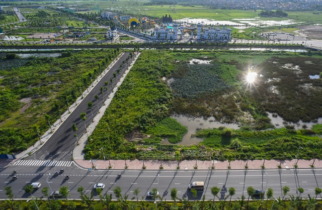 Hàng nghìn người đổ về công viên nước ở Hà Đông cuối tuần - 10 Hàng nghìn người đổ về công viên nước ở Hà Đông cuối tuần - 10