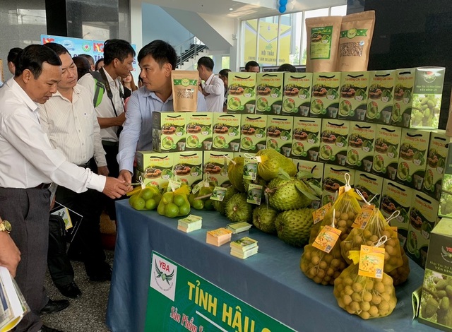 Du lịch là một ngành dịch vụ tinh tế đáp ứng điều du khách cần” - 1 Du lịch là một ngành dịch vụ tinh tế đáp ứng điều du khách cần” - 1