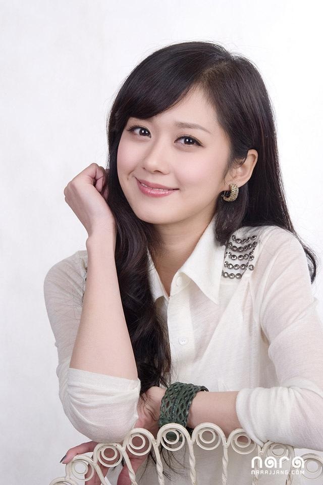 Mỹ nhân U40 Jang Nara vẫn trẻ đẹp như thiếu nữ - 2 Mỹ nhân U40 Jang Nara vẫn trẻ đẹp như thiếu nữ - 2