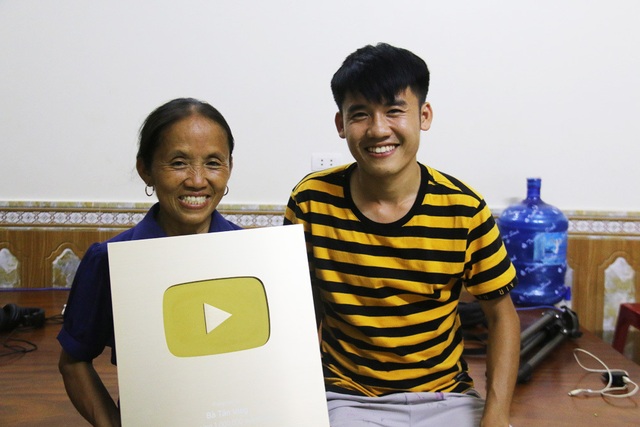 Sự thật về thu nhập khủng của bà Tân Vlog - 1 Sự thật về thu nhập khủng của bà Tân Vlog - 1