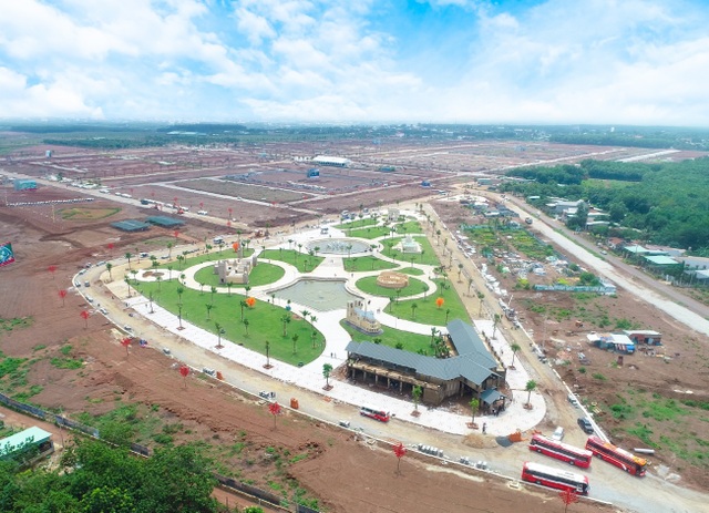 Tập trung phát triển cảnh quan tiện ích, đô thị phức hợp tại Bình Phước hấp dẫn giới đầu tư - 2 Tập trung phát triển cảnh quan tiện ích, đô thị phức hợp tại Bình Phước hấp dẫn giới đầu tư - 2