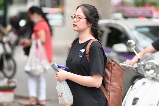 Thí sinh tự tin đi thi năng khiếu Ảnh báo chí - 3 Thí sinh tự tin đi thi năng khiếu Ảnh báo chí - 3