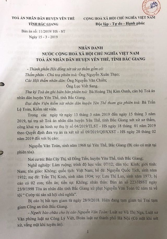 Chốt lịch xử phúc thẩm vụ hung khí “tưởng tượng” vẫn kết tội bị cáo tại Bắc Giang - 3 Chốt lịch xử phúc thẩm vụ hung khí “tưởng tượng” vẫn kết tội bị cáo tại Bắc Giang - 3