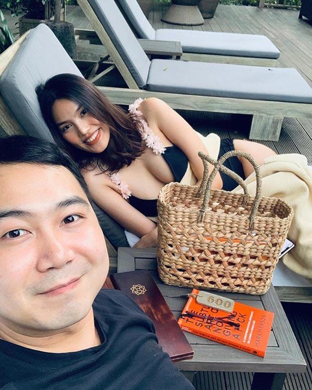 Hai mỹ nhân Việt lấy chồng thiếu gia, mang bầu vẫn giữ phong thái của siêu mẫu - 26 Hai mỹ nhân Việt lấy chồng thiếu gia, mang bầu vẫn giữ phong thái của siêu mẫu - 26