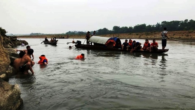 Báo động tình trạng đuối nước ở trẻ trong mùa hè - 1 Báo động tình trạng đuối nước ở trẻ trong mùa hè - 1