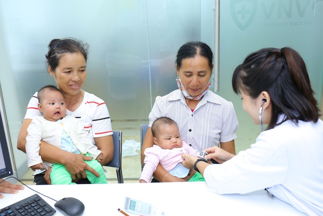 Trung tâm tiêm chủng “5 sao” lớn nhất miền Bắc đi vào hoạt động - 4 Trung tâm tiêm chủng “5 sao” lớn nhất miền Bắc đi vào hoạt động - 4