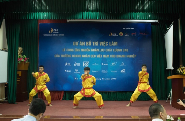 Không khó để sinh viên Trường Doanh nhân CEO Việt Nam có mức lương “khủng” - 4 Không khó để sinh viên Trường Doanh nhân CEO Việt Nam có mức lương “khủng” - 4