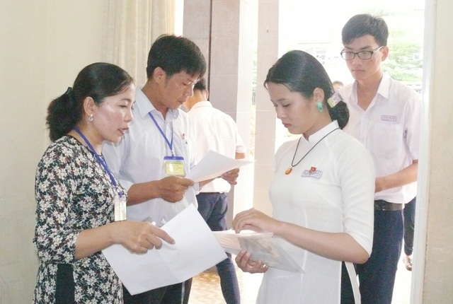 Cà Mau có 5 trường THPT đỗ tốt nghiệp 100% - 1 Cà Mau có 5 trường THPT đỗ tốt nghiệp 100% - 1
