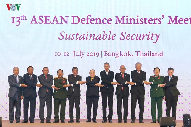 Bộ trưởng Quốc phòng ASEAN đồng thuận về an ninh bền vững - 1 Bộ trưởng Quốc phòng ASEAN đồng thuận về an ninh bền vững - 1