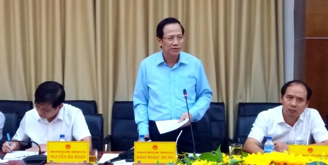 Bộ trưởng Đào Ngọc Dung: “Không để gia đình chính sách, người có công thuộc hộ nghèo - 3 Bộ trưởng Đào Ngọc Dung: “Không để gia đình chính sách, người có công thuộc hộ nghèo - 3
