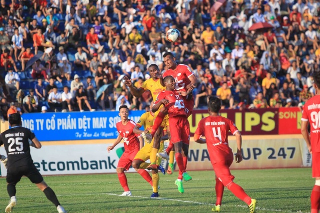 CLB Nam Định đánh bại Viettel tại Thiên Trường - 1