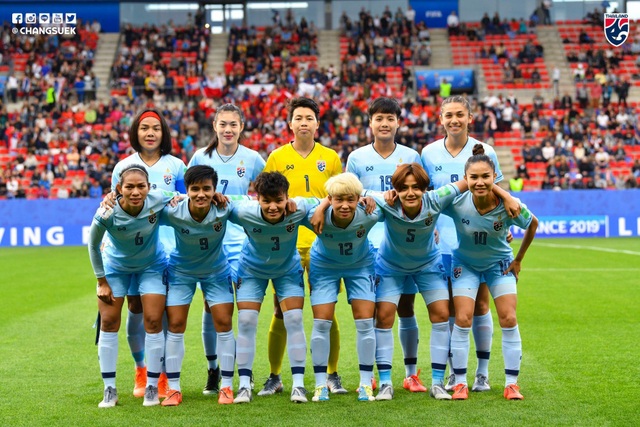 Thảm bại tại World Cup, nữ Thái Lan bị đẩy xuống dưới đội nữ Việt Nam - 1 Thảm bại tại World Cup, nữ Thái Lan bị đẩy xuống dưới đội nữ Việt Nam - 1