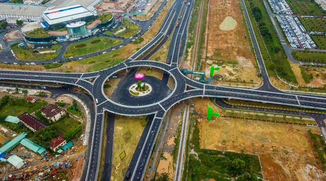 Thaco đang có chiến lược gì khi tuyển dụng nhiều nhân sự cấp cao? - 4 Thaco đang có chiến lược gì khi tuyển dụng nhiều nhân sự cấp cao? - 4