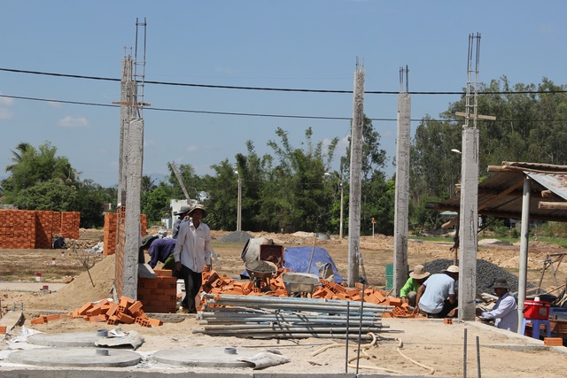 Phú Yên: Người dân phấn khởi vì được “giải thoát” khỏi mùi hôi thối của bãi rác Thọ Vức - 2 Phú Yên: Người dân phấn khởi vì được “giải thoát” khỏi mùi hôi thối của bãi rác Thọ Vức - 2