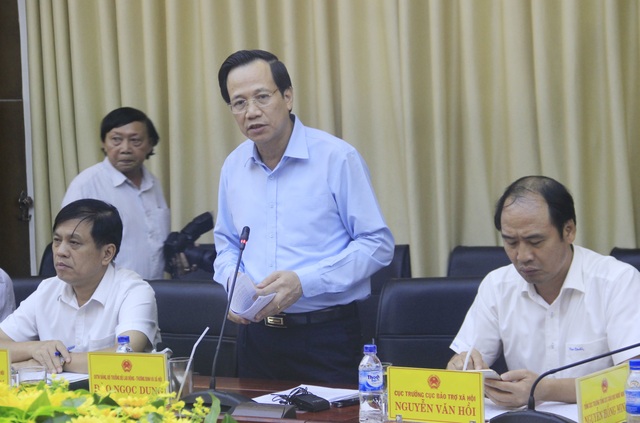 Bộ trưởng Đào Ngọc Dung: “Không để gia đình chính sách, người có công thuộc hộ nghèo - 3 Bộ trưởng Đào Ngọc Dung: “Không để gia đình chính sách, người có công thuộc hộ nghèo - 3