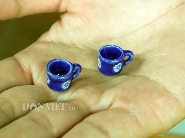 Bộ sưu tập gốm: bình trà, ly, tách,...siêu tí hon độc nhất miền Tây - 5 Bộ sưu tập gốm: bình trà, ly, tách,...siêu tí hon độc nhất miền Tây - 5