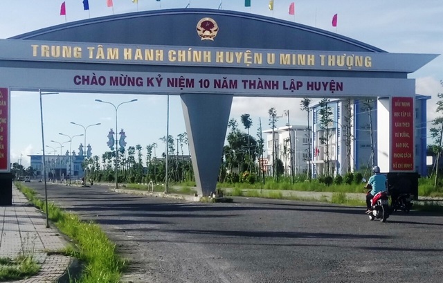 Gây ra sai phạm tiền tỷ ở các dự án huyện, 3 cán bộ BQL dự án bị bắt giam - 1 Gây ra sai phạm tiền tỷ ở các dự án huyện, 3 cán bộ BQL dự án bị bắt giam - 1