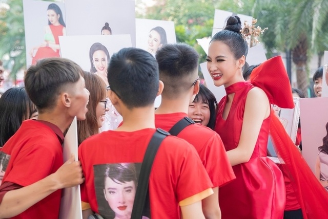 angelaphuongtrinh-1563096686359.jpg