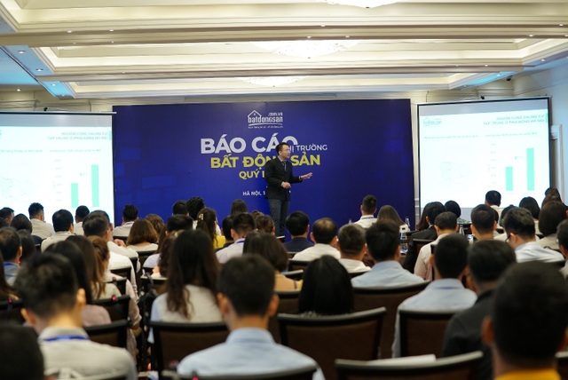 Cẩn trọng với cơn sốt đất nền ở các huyện ngoại thành Hà Nội - 1 Cẩn trọng với cơn sốt đất nền ở các huyện ngoại thành Hà Nội - 1
