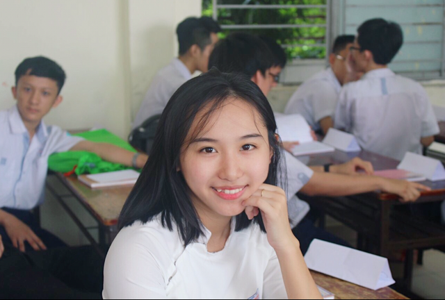 Nữ sinh giành điểm 10 Hóa duy nhất tại TPHCM tiết lộ chuyện “nghiện Facebook” - 1 Nữ sinh giành điểm 10 Hóa duy nhất tại TPHCM tiết lộ chuyện “nghiện Facebook” - 1