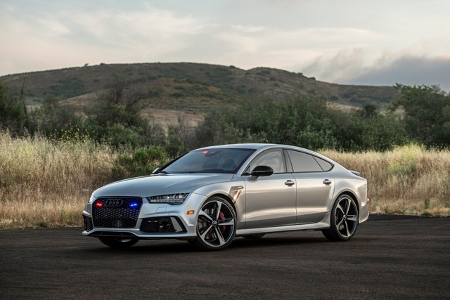 Biến Audi RS7 Sportback thành xe bọc thép nhanh nhất thế giới - 3 Biến Audi RS7 Sportback thành xe bọc thép nhanh nhất thế giới - 3