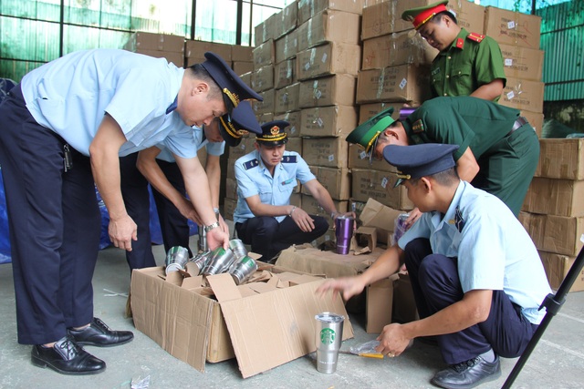 9 bộ, ngành tổng tấn công hàng giả Made in Vietnam trong một năm - 1 9 bộ, ngành tổng tấn công hàng giả Made in Vietnam trong một năm - 1