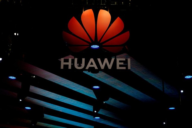 Báo Anh: Mỹ dọa không ký thỏa thuận thương mại nếu London bắt tay Huawei - 1 Báo Anh: Mỹ dọa không ký thỏa thuận thương mại nếu London bắt tay Huawei - 1