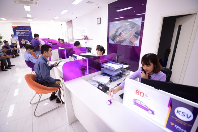 TPBank triển khai nhiều ưu đãi cho chủ thẻ tín dụng - 3 TPBank triển khai nhiều ưu đãi cho chủ thẻ tín dụng - 3