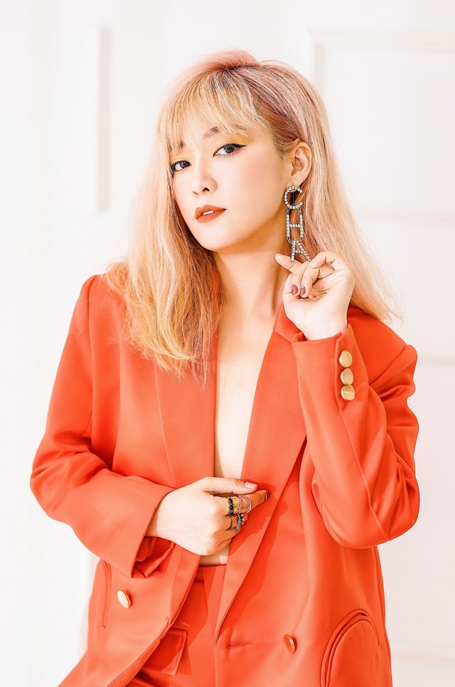Ca sĩ Đinh Hương gọi Thanh Hương là một viên ngọc thô quá đẹp - 6 Ca sĩ Đinh Hương gọi Thanh Hương là một viên ngọc thô quá đẹp - 6