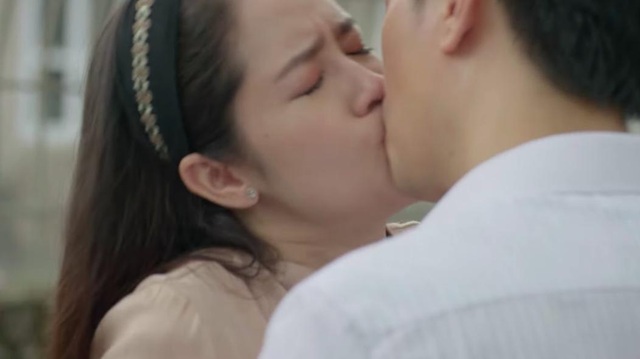 Nhan sắc vợ “ông trùm tỷ phú” lén lút hôn Việt Anh trong “Mê cung” - 6 Nhan sắc vợ “ông trùm tỷ phú” lén lút hôn Việt Anh trong “Mê cung” - 6