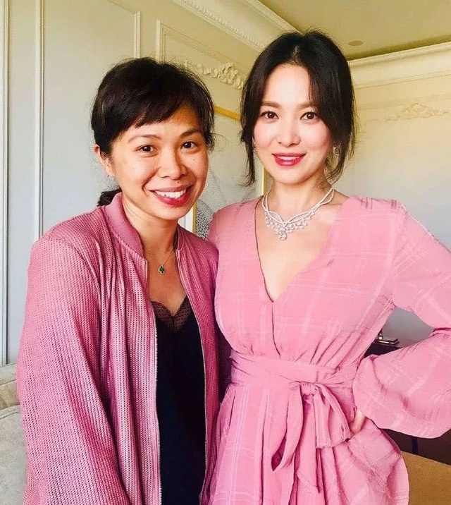 Cách đối diện “sóng gió” ly hôn đầy bản lĩnh của Song Hye Kyo - 3 Cách đối diện “sóng gió” ly hôn đầy bản lĩnh của Song Hye Kyo - 3