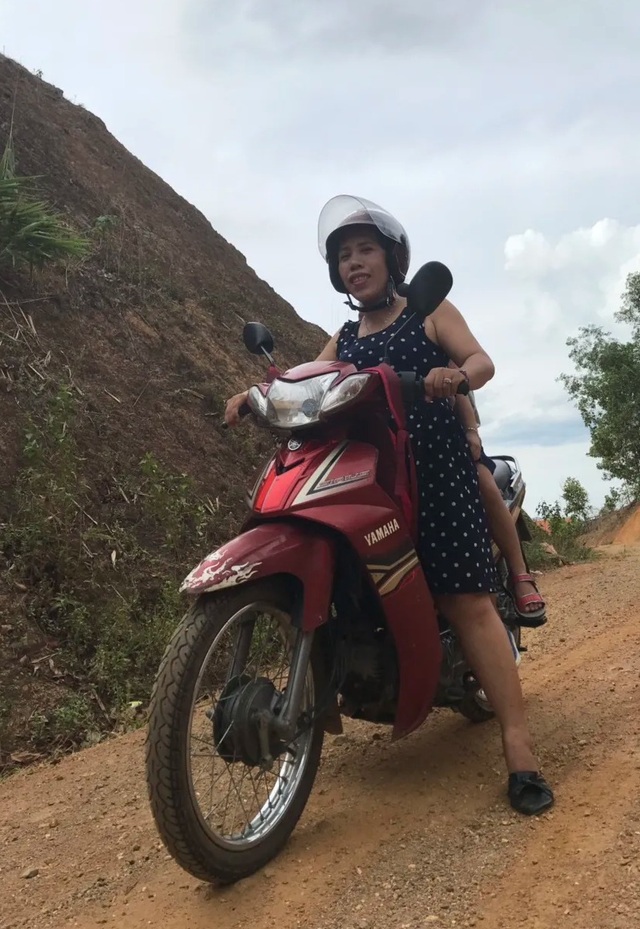 Khó tin chỉ với 5 triệu trong tay, người mẹ đưa con đi khắp Nam - Bắc - 2 Khó tin chỉ với 5 triệu trong tay, người mẹ đưa con đi khắp Nam - Bắc - 2
