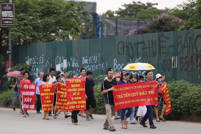 Tranh chấp chung cư bùng nổ, cư dân nhận trái đắng - 2 Tranh chấp chung cư bùng nổ, cư dân nhận trái đắng - 2