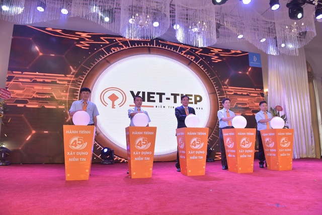 Khóa Việt - Tiệp kỷ niệm 45 năm thành lập và đánh dấu hành trình mới - 4 Khóa Việt - Tiệp kỷ niệm 45 năm thành lập và đánh dấu hành trình mới - 4