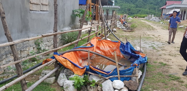 Người dân lay lắt sống tại khu di dân tái định cư thiếu thốn đủ đường! - 21 Người dân lay lắt sống tại khu di dân tái định cư thiếu thốn đủ đường! - 21
