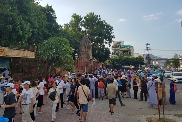 Khánh Hòa: Du khách lưu trú đạt hơn 4,1 triệu lượt trong 7 tháng - 1 Khánh Hòa: Du khách lưu trú đạt hơn 4,1 triệu lượt trong 7 tháng - 1