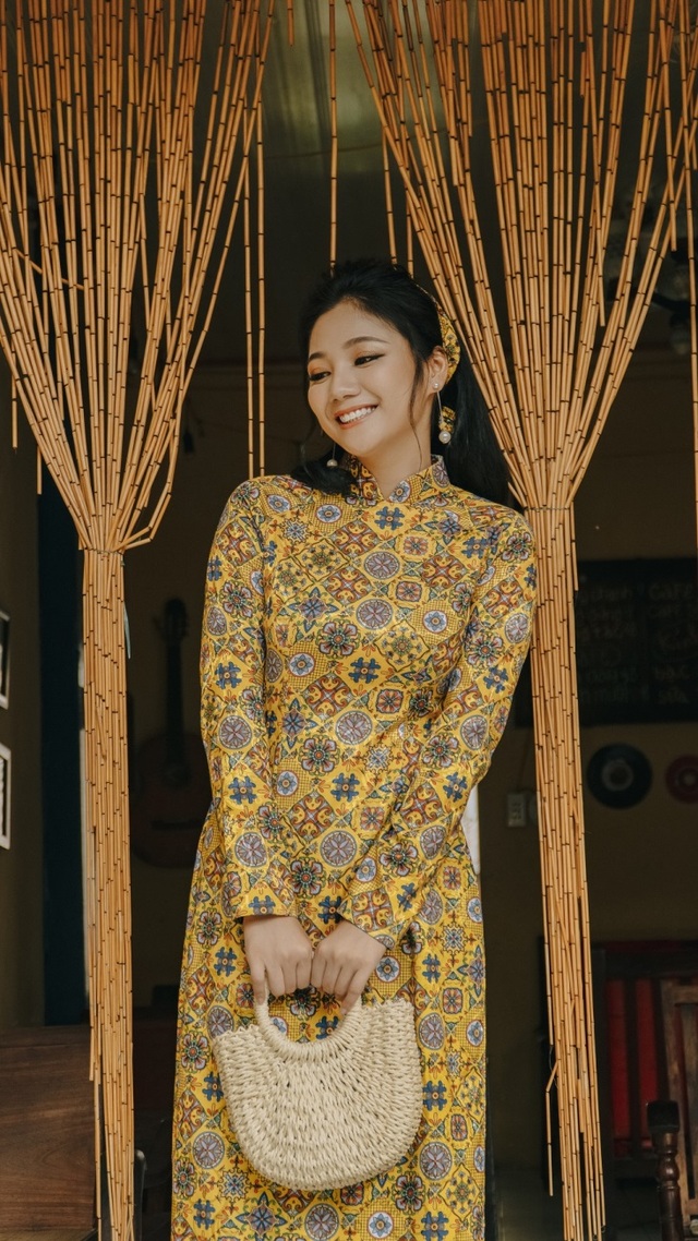 Hậu chia tay bạn trai quen trên show hẹn hò, nữ quân nhân hóa “cô ba Sài Gòn” đằm thắm - 7 Hậu chia tay bạn trai quen trên show hẹn hò, nữ quân nhân hóa “cô ba Sài Gòn” đằm thắm - 7