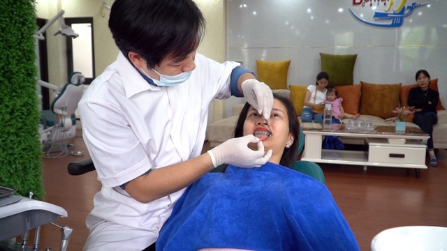 Niềng răng nha khoa Lạc Việt có tốt không? - 2 Niềng răng nha khoa Lạc Việt có tốt không? - 2