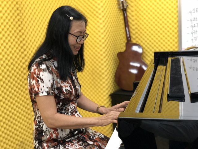 Nữ thí sinh 63 tuổi chính thức trúng tuyển ngành Piano bậc ĐH - 1 Nữ thí sinh 63 tuổi chính thức trúng tuyển ngành Piano bậc ĐH - 1