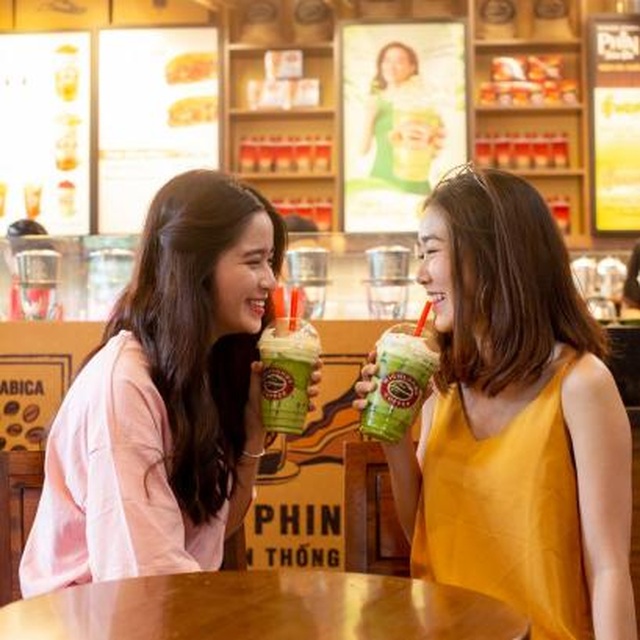 300 quán Highlands Coffee - Trăm chuyện đậm đà trải khắp đất nước - 2 300 quán Highlands Coffee - Trăm chuyện đậm đà trải khắp đất nước - 2