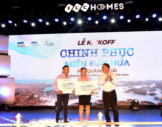 Gần 1000 “thủy thủ” hừng hực khí thế ra khơi tại chuỗi sự kiện kick-off Chinh phục miền đất hứa FLC Quảng Ngãi - 7 Gần 1000 “thủy thủ” hừng hực khí thế ra khơi tại chuỗi sự kiện kick-off Chinh phục miền đất hứa FLC Quảng Ngãi - 7